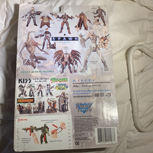 Born in darkness sworn to Justice spawn action figure the movie - Picture 3 of 3